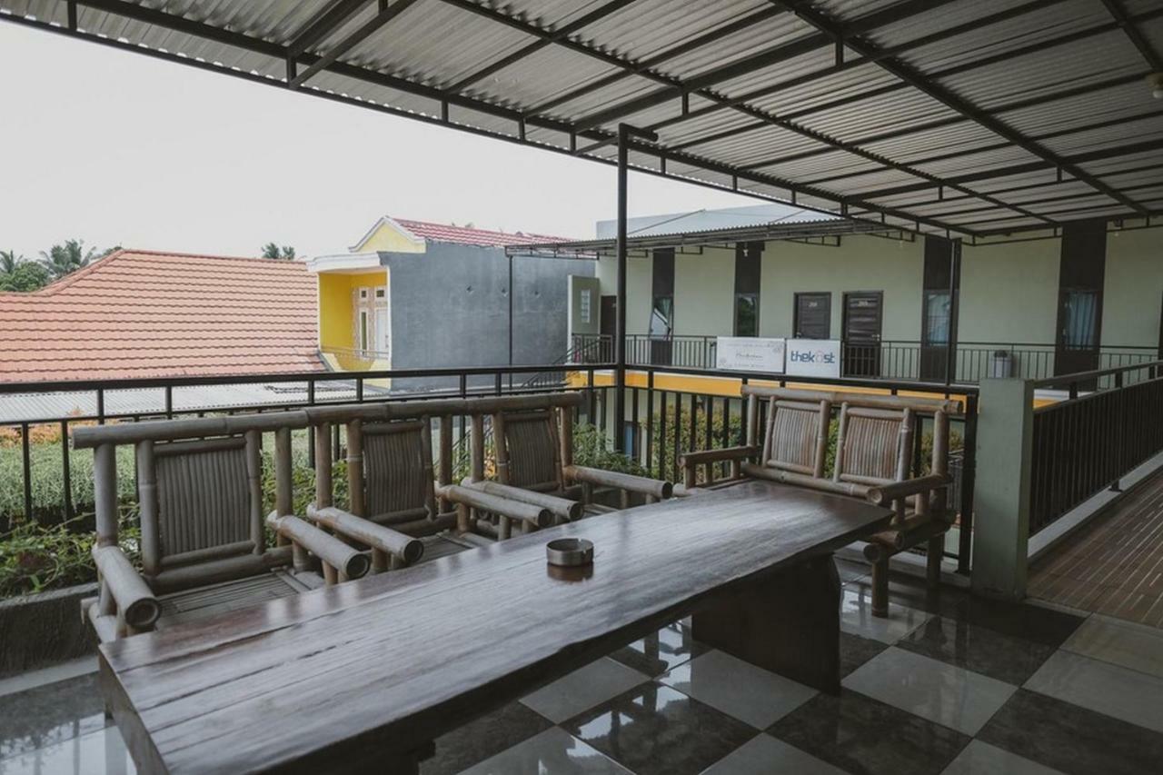 RedDoorz Syariah near Kantor Walikota Jambi Bagian luar foto